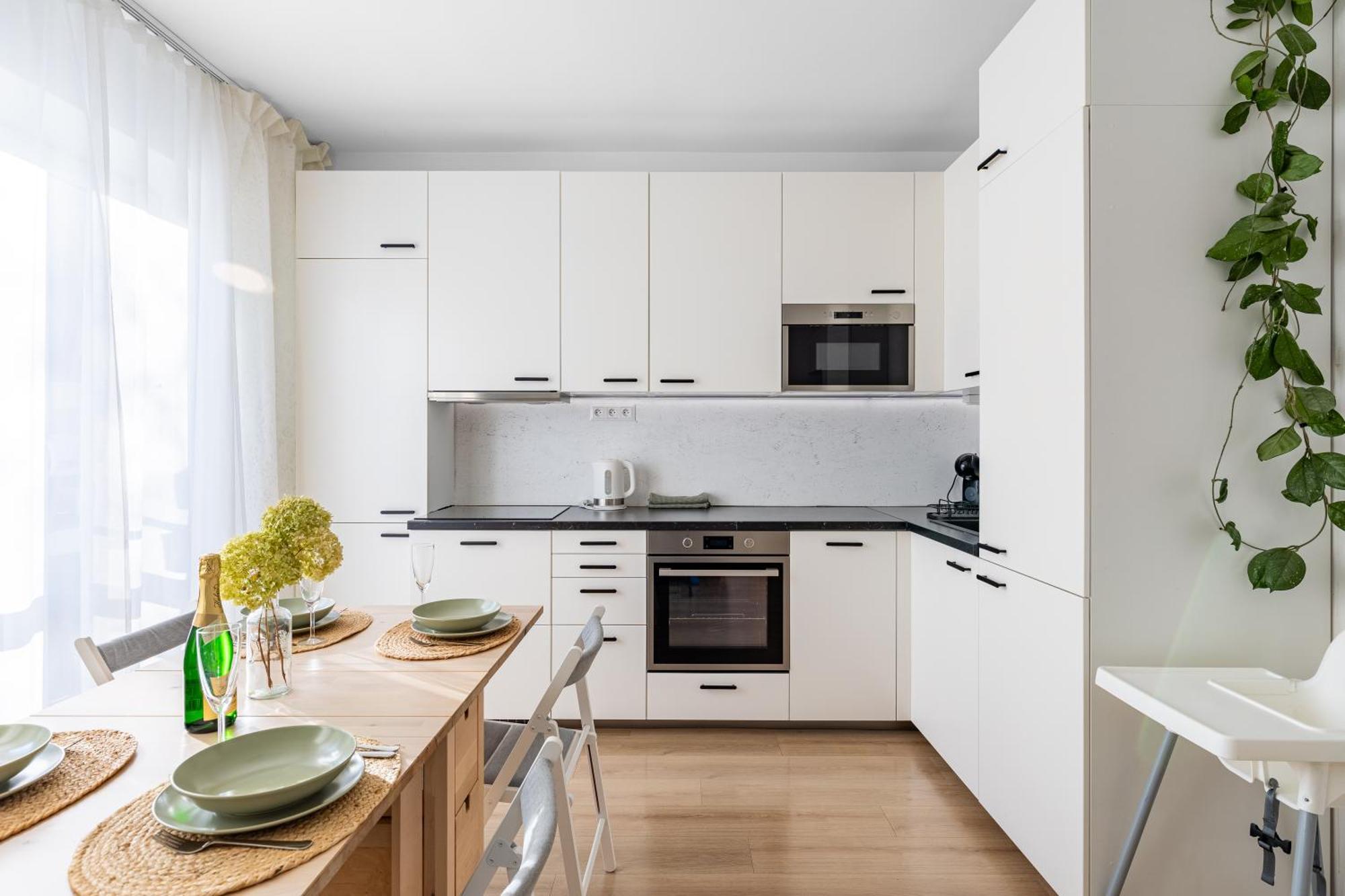 Comfort Retreat With Balcony * Bratislava
